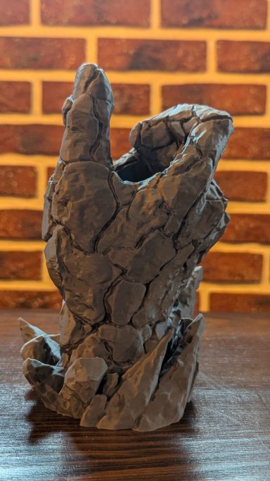 3D-gedruckte Steinhand als Controllerhalter